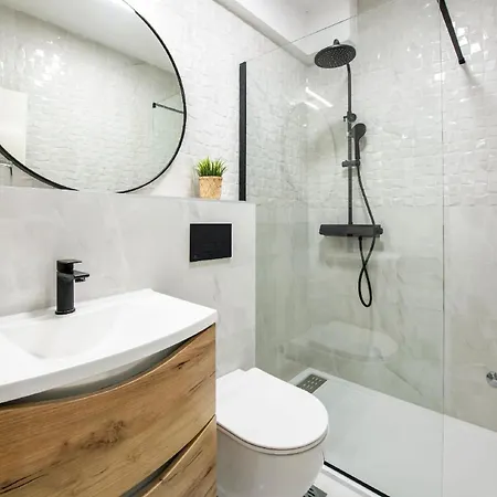 Studio-apartment Mit Gartenterrasse *